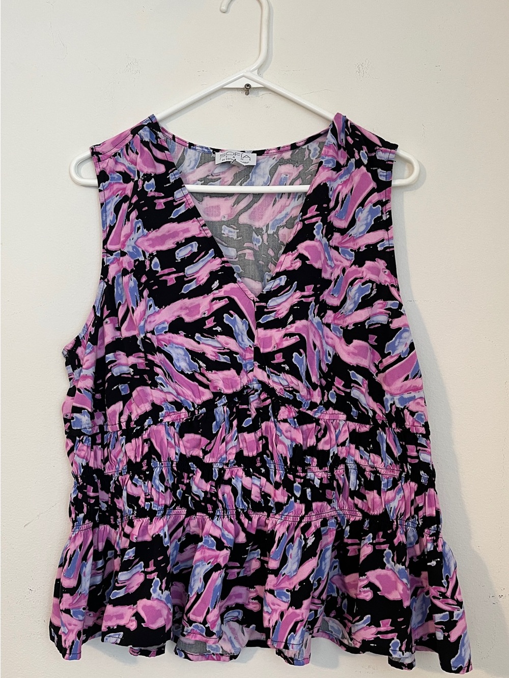 Sofia Vergara tops Abstract Print V-Neck Peplum Camisole Pink,Black XXL casual